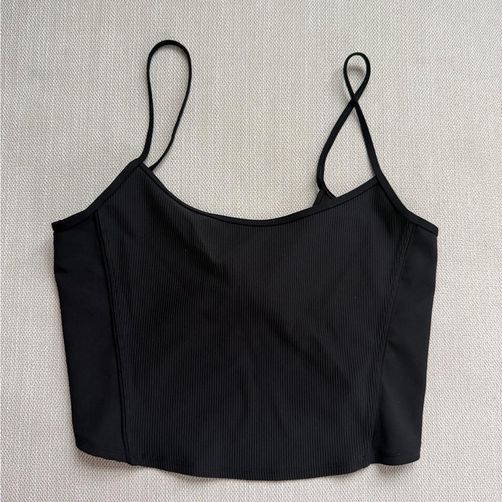 Lululemon Twist Back Crop Top, Size 8